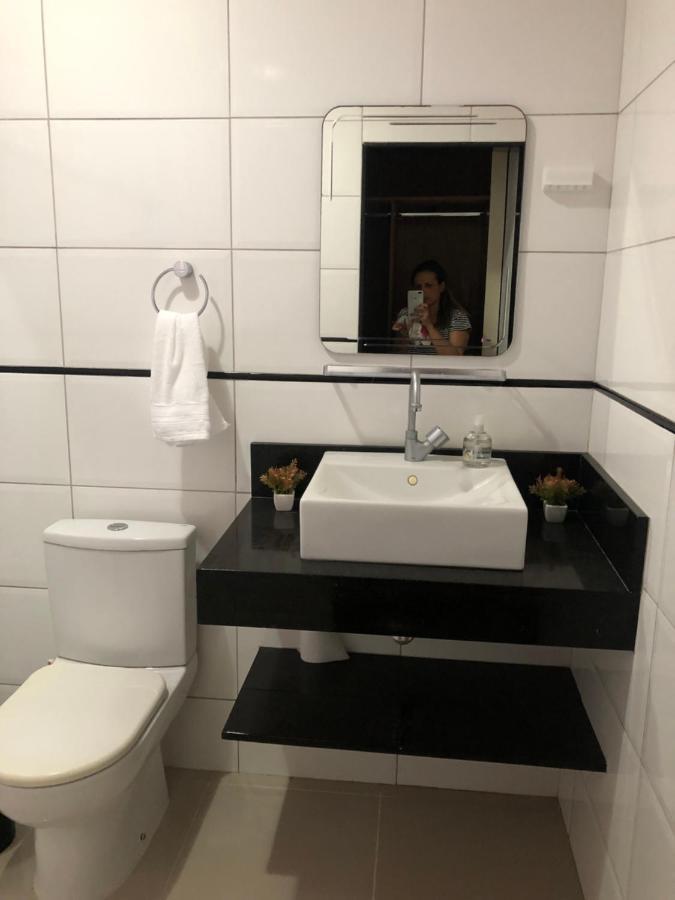 Flat Aju - Um Jeitinho Especial De Se Hospedar Em Aracaju. Uma Verdadeira Suite Master Todo Mobiliado No Capricho So Para Voce. Экстерьер фото